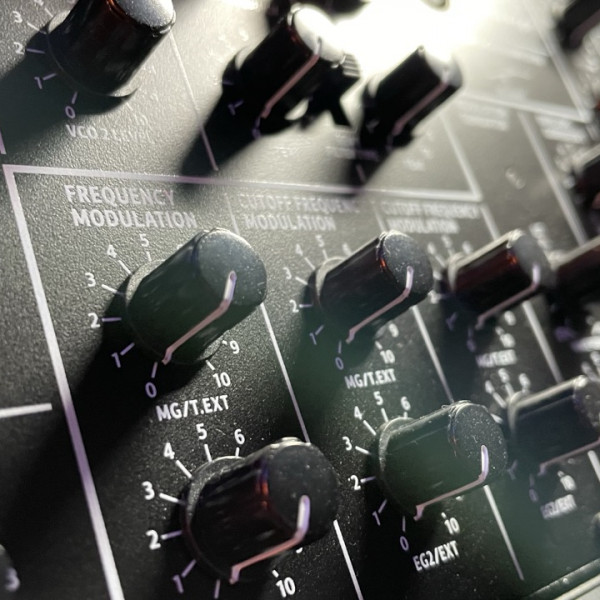 Behringer K2 MK2